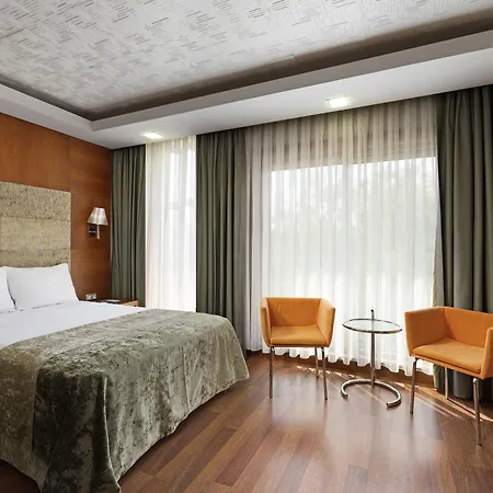 Otel Limak Ambassadore 4*