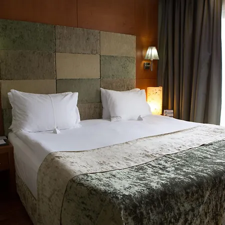Otel Limak Ambassadore 4*
