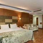 Limak Ambassadore Hotell 4*