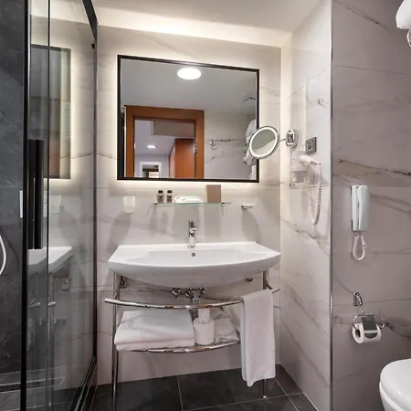 Hotel Limak Ambassadore 4*