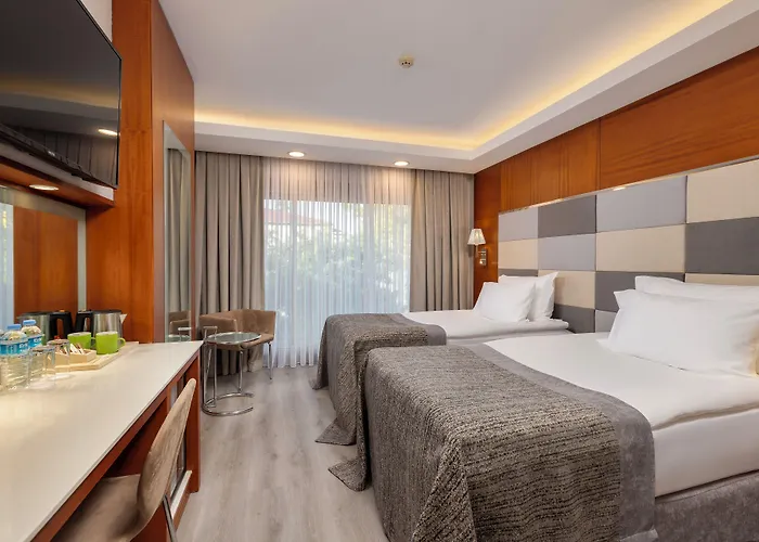 Limak Ambassadore Otel